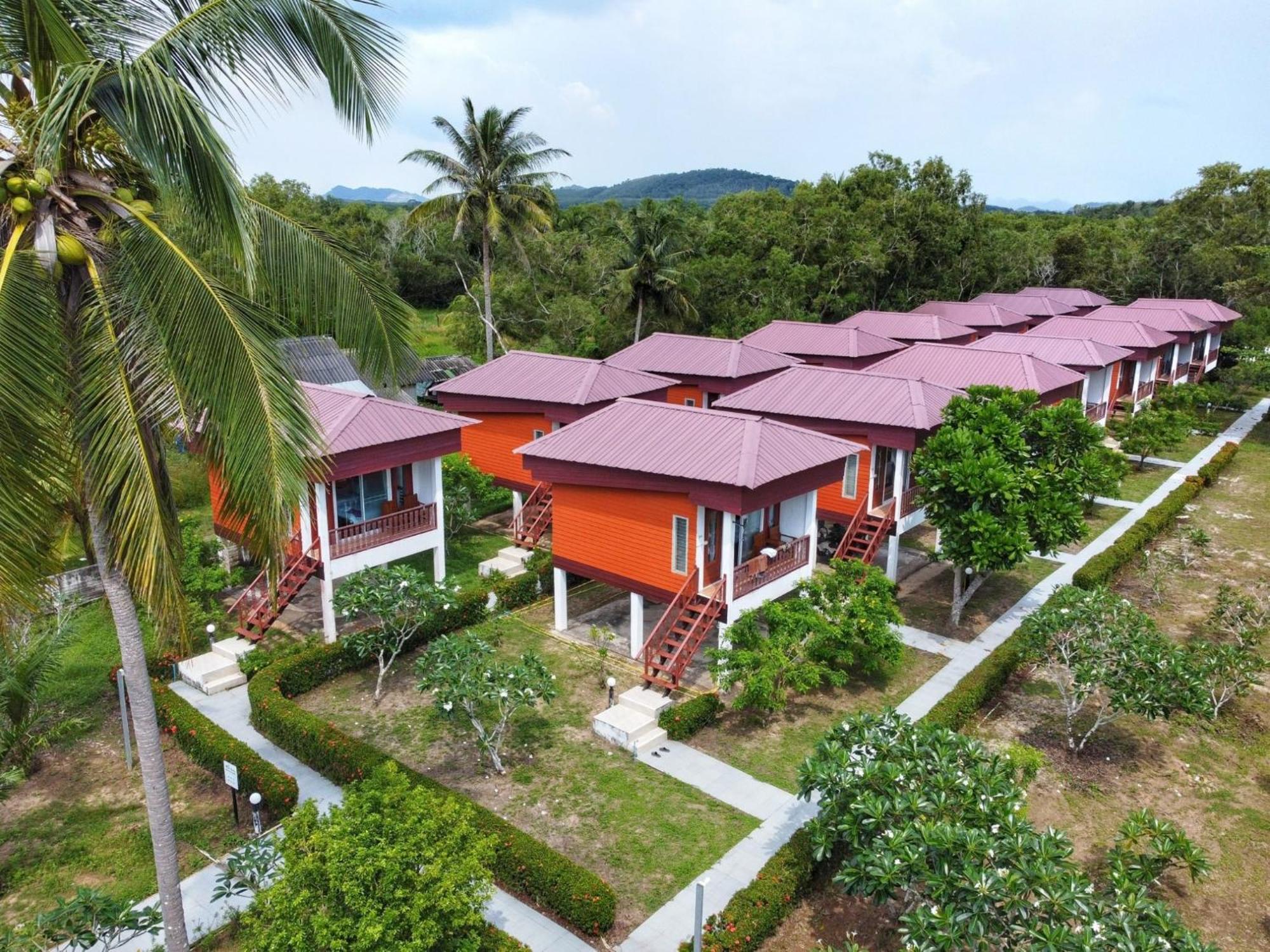 Horizon Beach Resort Koh Jum Zewnętrze zdjęcie